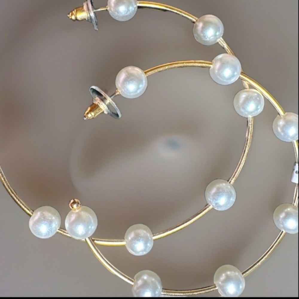NWT Free People Hoop Gold Earrings